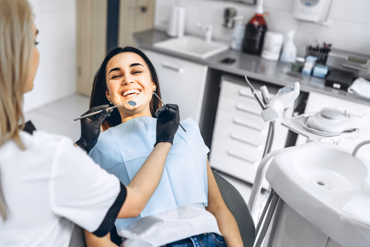 What Are the Common Complications After a Tooth Extraction?